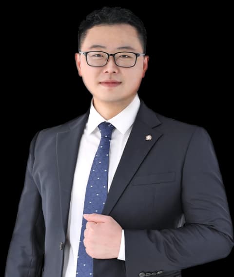 안양공중밀집장소추행변호사 undefined
