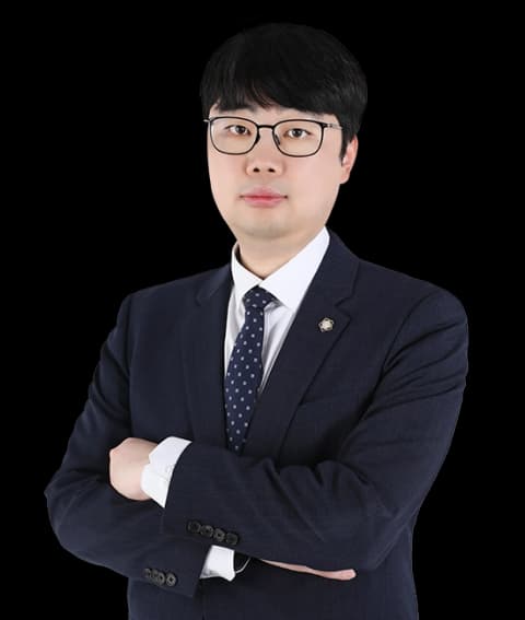 안양공중밀집장소추행변호사 undefined