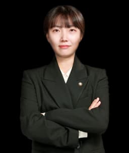 장현지